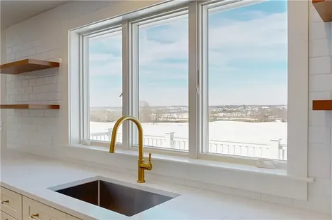 3211 Main Road Tiverton RI 02878