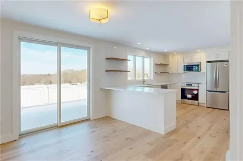 3211 Main Road Tiverton RI 02878