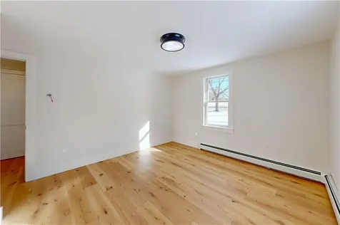 3211 Main Road Tiverton RI 02878