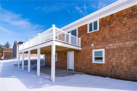 3211 Main Road Tiverton RI 02878