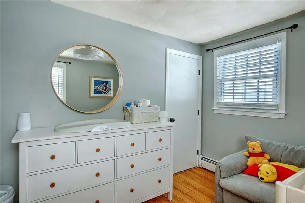 8 Surrey Lane West Warwick RI 02893