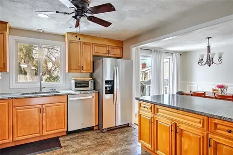 8 Surrey Lane West Warwick RI 02893