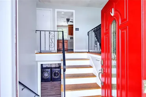 8 Surrey Lane West Warwick RI 02893