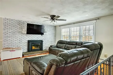 8 Surrey Lane West Warwick RI 02893