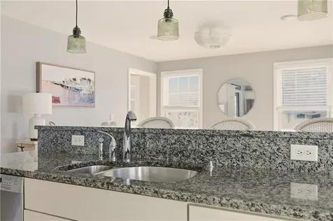 105 Lilac Lane Portsmouth RI 02871