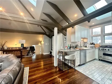 10 Young Street Newport RI 02840