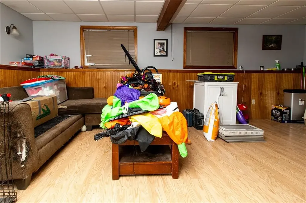 2 Kings Forest Lane West Warwick RI 02893