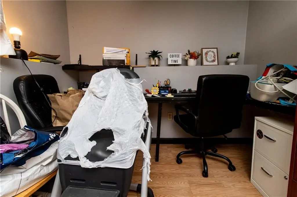 2 Kings Forest Lane West Warwick RI 02893