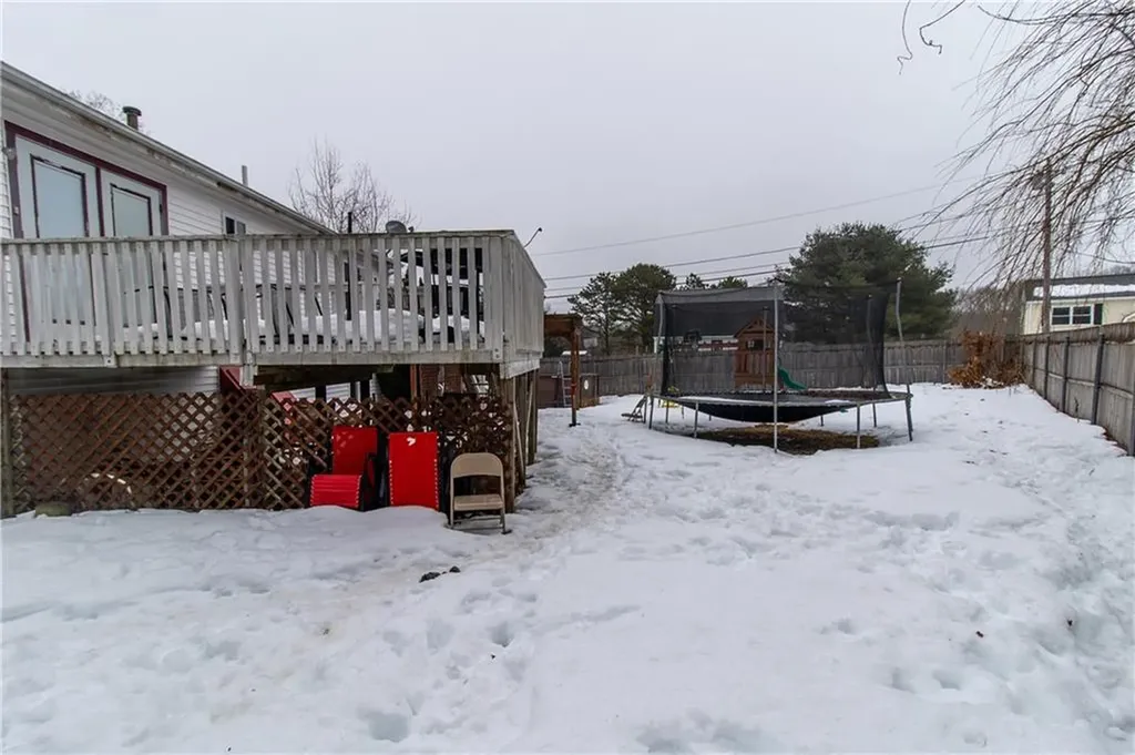 2 Kings Forest Lane West Warwick RI 02893