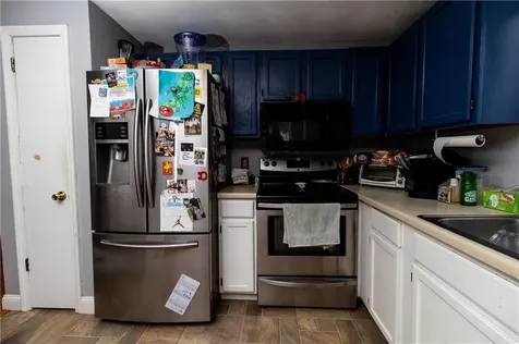 2 Kings Forest Lane West Warwick RI 02893