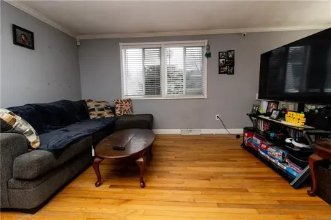 2 Kings Forest Lane West Warwick RI 02893