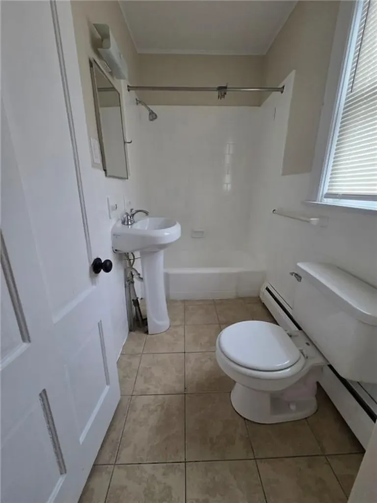 292 Pleasant Street East Providence RI 02916