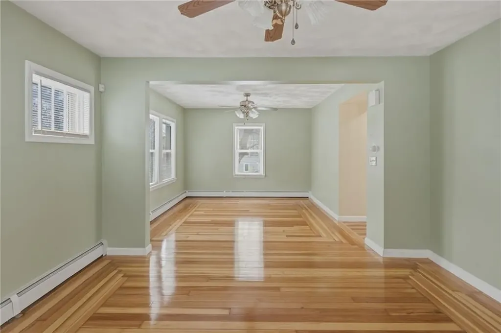 37 West Street West Warwick RI 02893