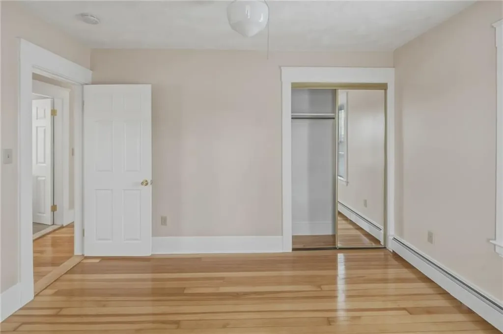 37 West Street West Warwick RI 02893