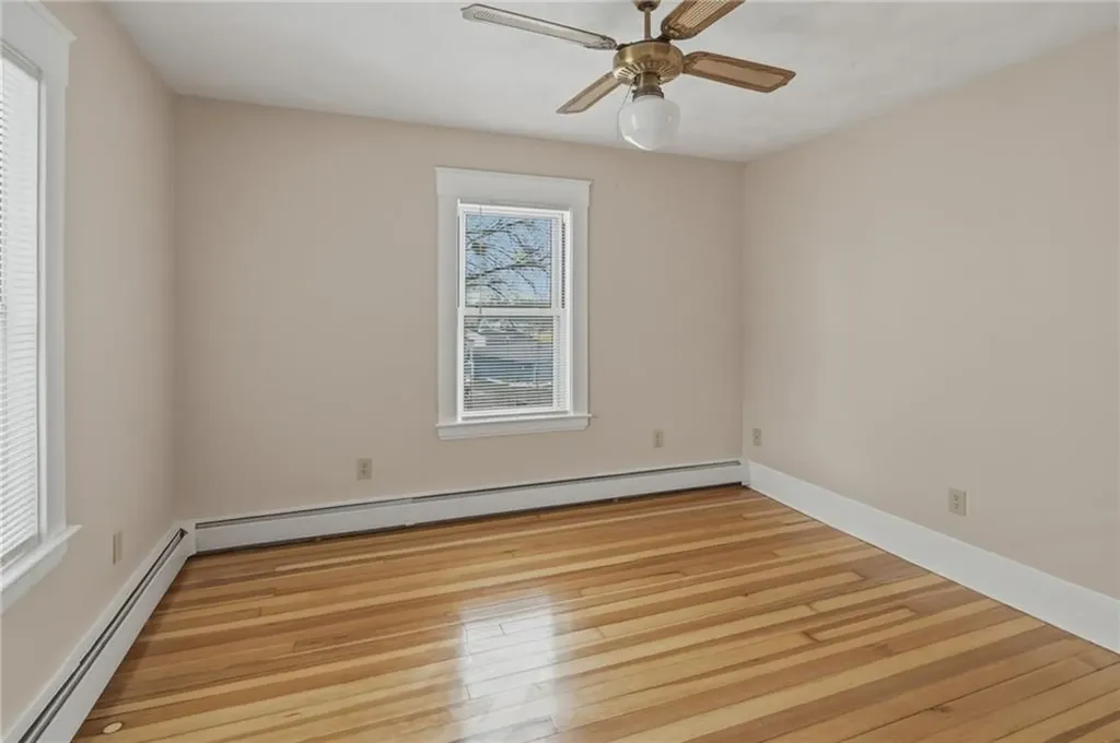 37 West Street West Warwick RI 02893