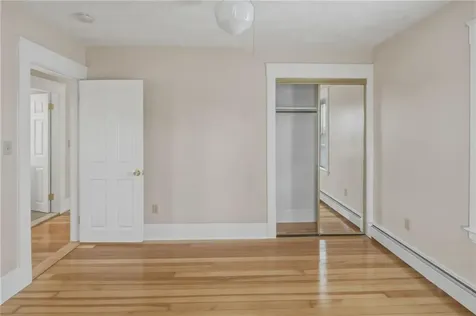 37 West Street West Warwick RI 02893