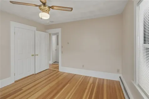 37 West Street West Warwick RI 02893