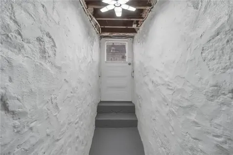 37 West Street West Warwick RI 02893