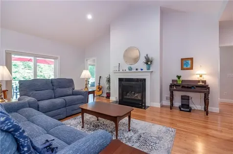 1 Hampton Road Coventry RI 02816