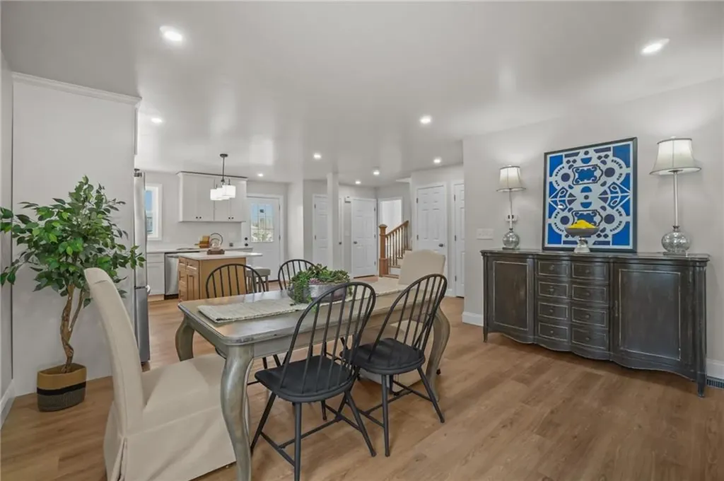 354 Jastram Street Providence RI 02908