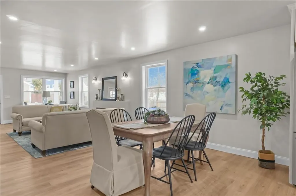 354 Jastram Street Providence RI 02908