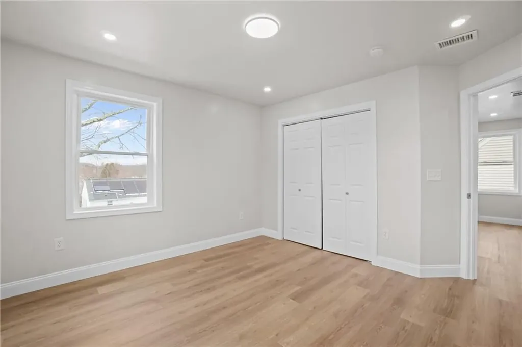 354 Jastram Street Providence RI 02908