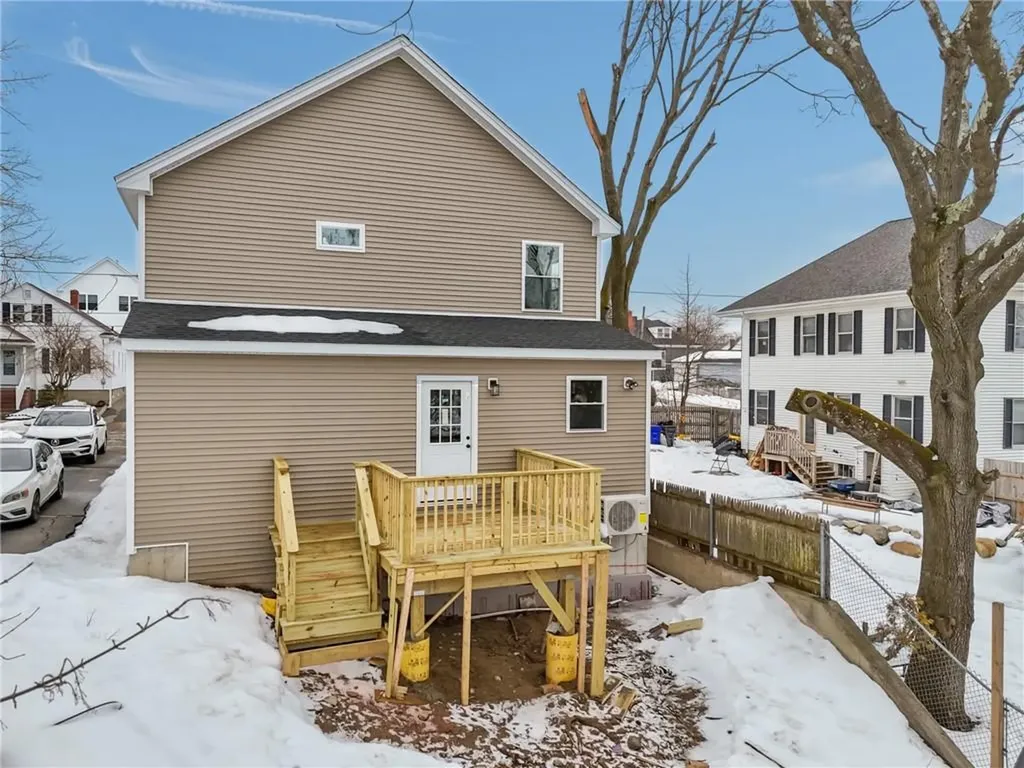 354 Jastram Street Providence RI 02908