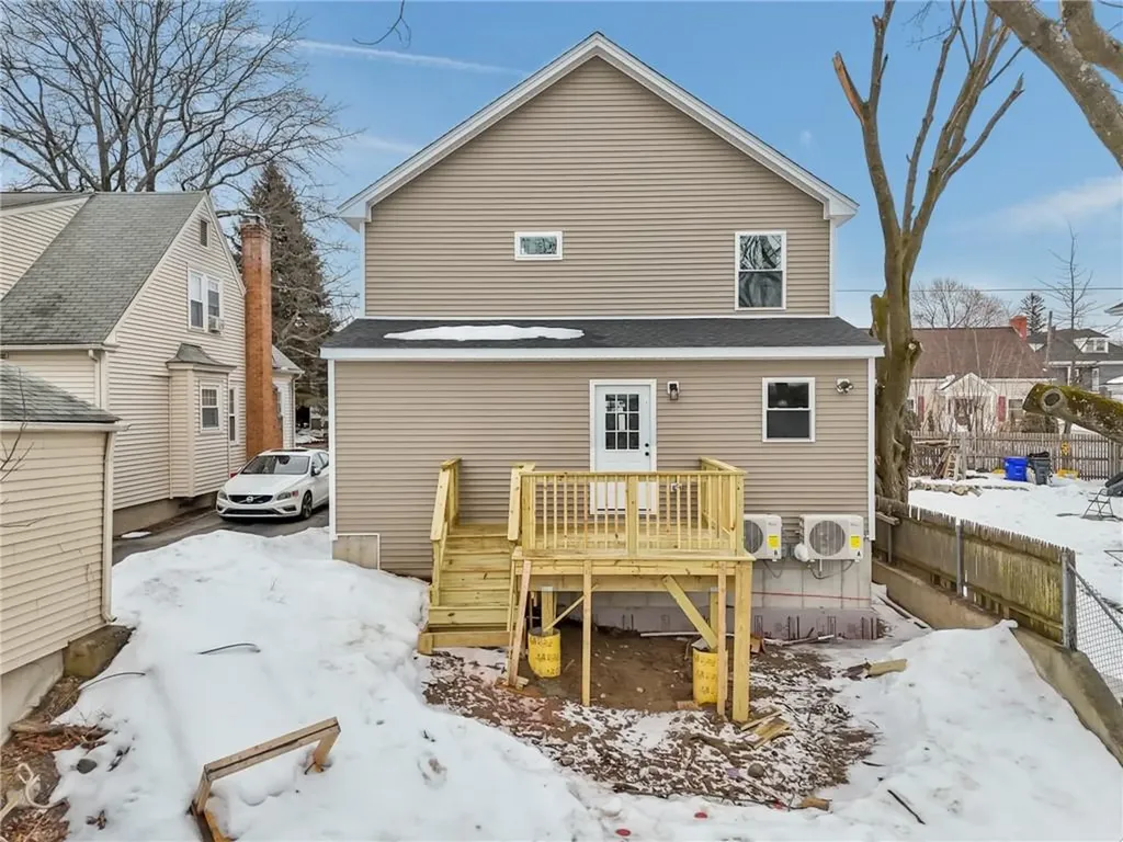 354 Jastram Street Providence RI 02908