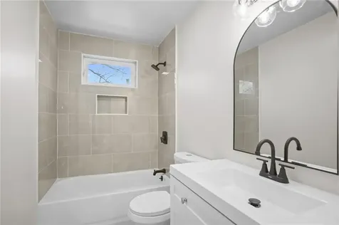 354 Jastram Street Providence RI 02908