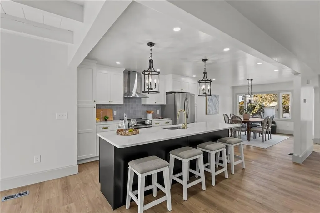 507 Sharon Street Providence RI 02908