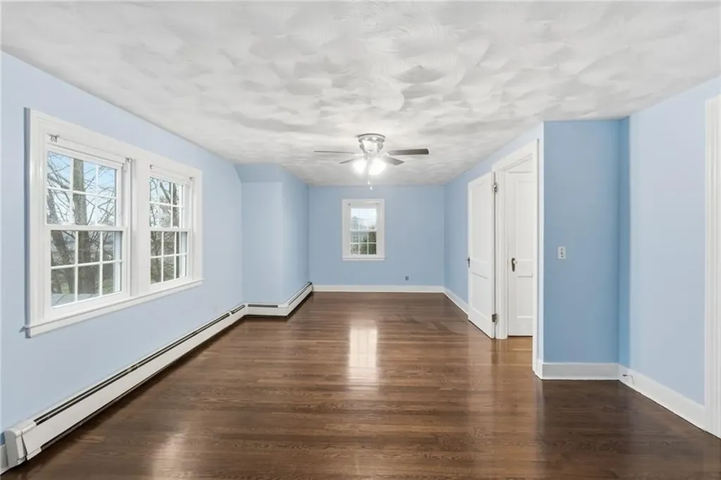 252 South Main Street Coventry RI 02816