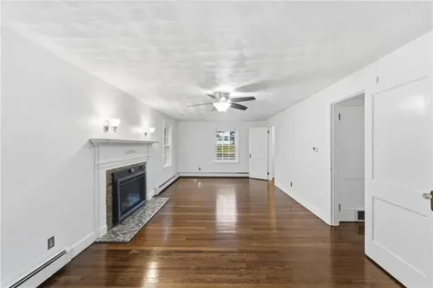 252 South Main Street Coventry RI 02816