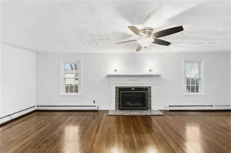 252 South Main Street Coventry RI 02816