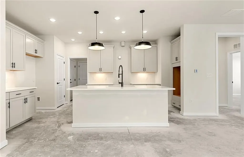 34 East Point Drive East Providence RI 02916