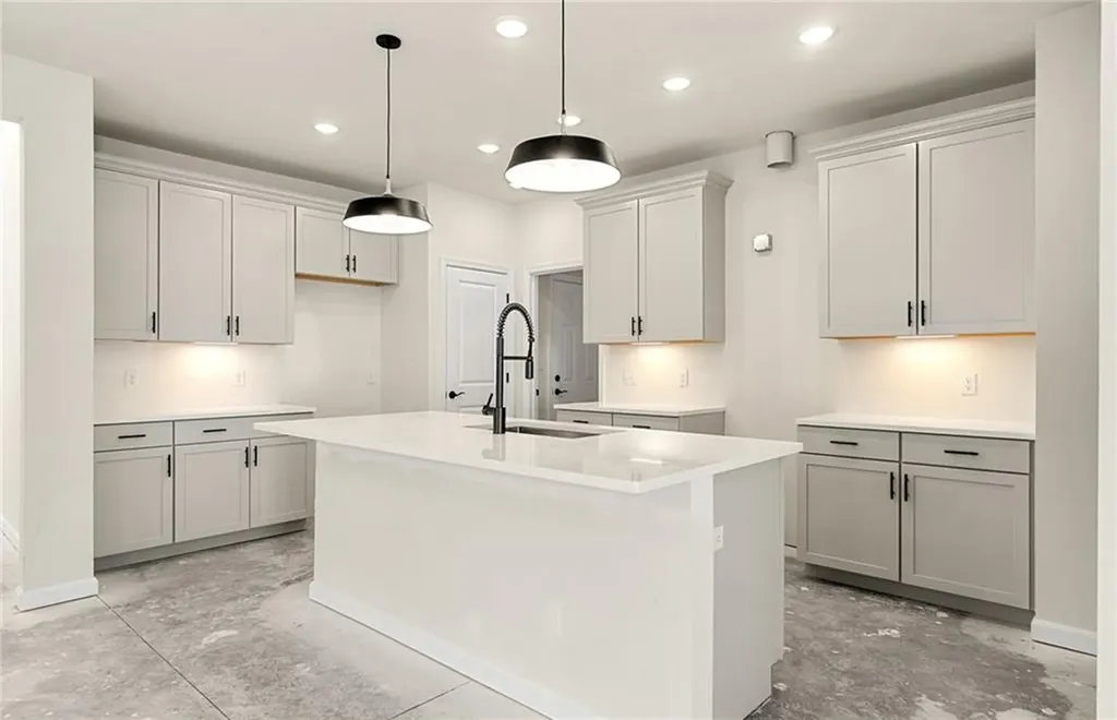 34 East Point Drive East Providence RI 02916