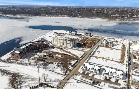 34 East Point Drive East Providence RI 02916