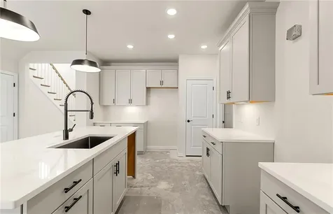 34 East Point Drive East Providence RI 02916