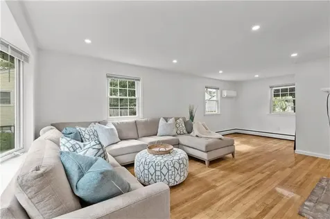 12 Granada Terrace Middletown RI 02842
