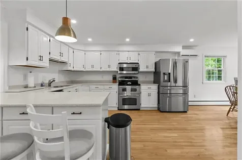 12 Granada Terrace Middletown RI 02842
