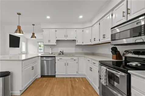 12 Granada Terrace Middletown RI 02842