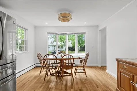 12 Granada Terrace Middletown RI 02842