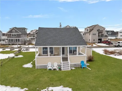 28 Glenwood Avenue Narragansett RI 02882