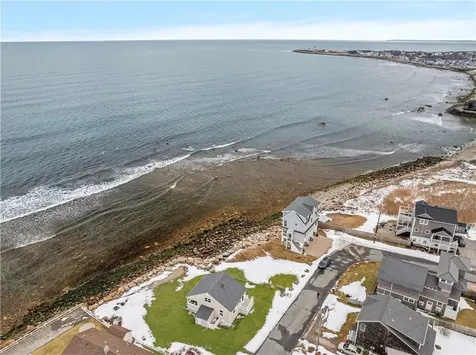 28 Glenwood Avenue Narragansett RI 02882