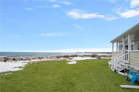28 Glenwood Avenue Narragansett RI 02882