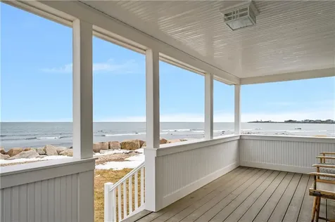28 Glenwood Avenue Narragansett RI 02882