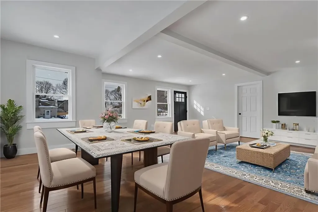 79 Suburban Parkway Warwick RI 02889