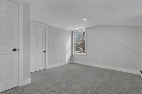 79 Suburban Parkway Warwick RI 02889