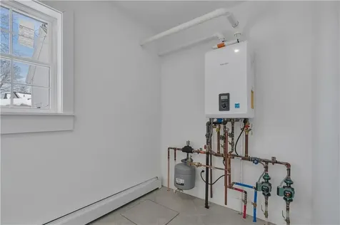 79 Suburban Parkway Warwick RI 02889