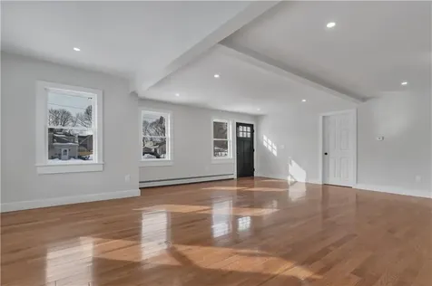 79 Suburban Parkway Warwick RI 02889