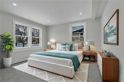 79 Suburban Parkway Warwick RI 02889